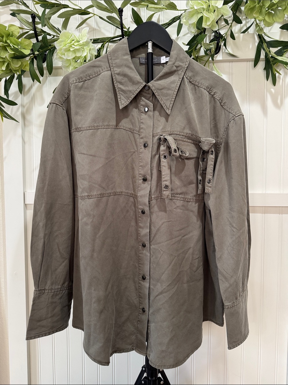 #202 MINT VELVET Lyocell Olive Button-Down Utility Shirt M